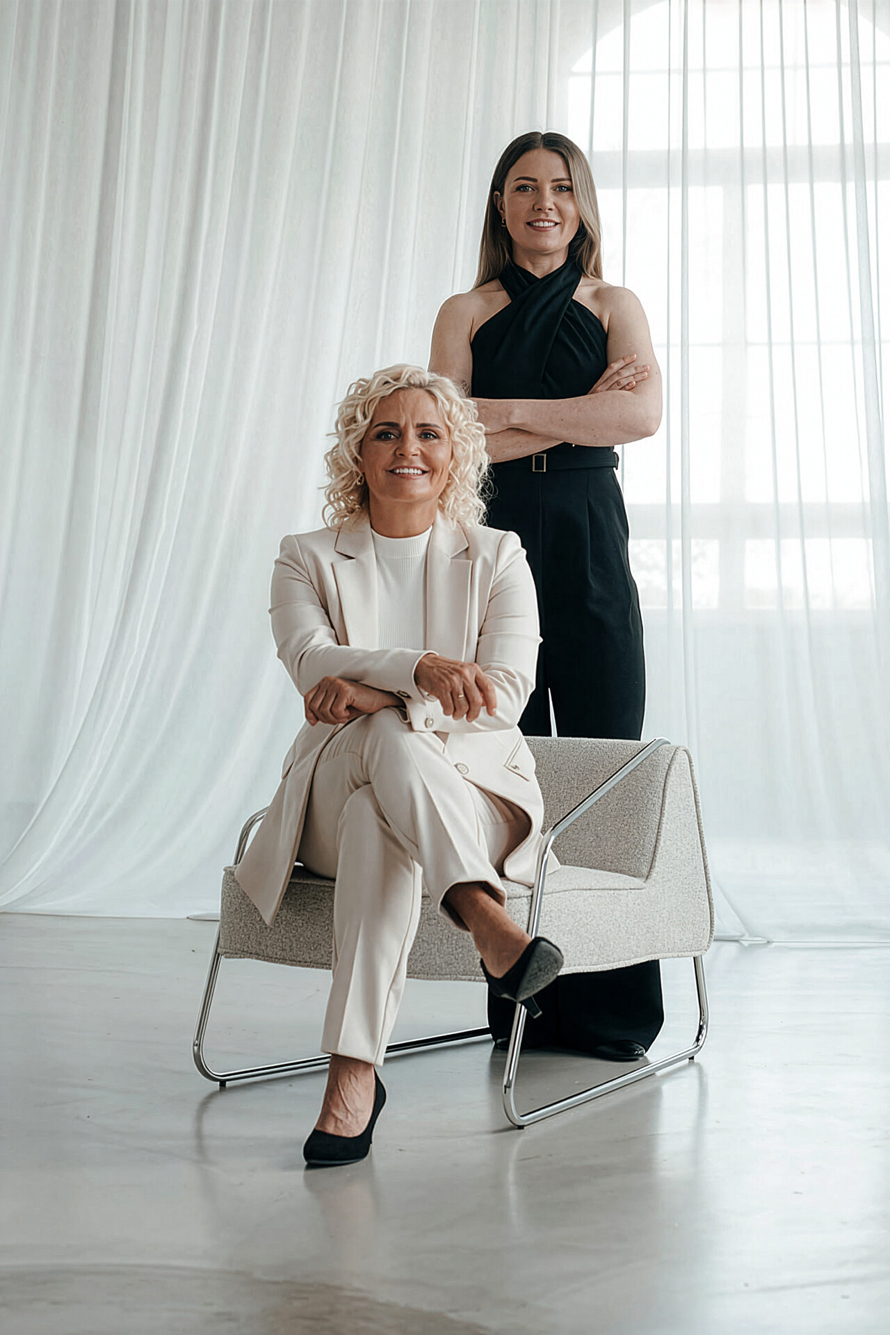 Carina+Michaela_Home